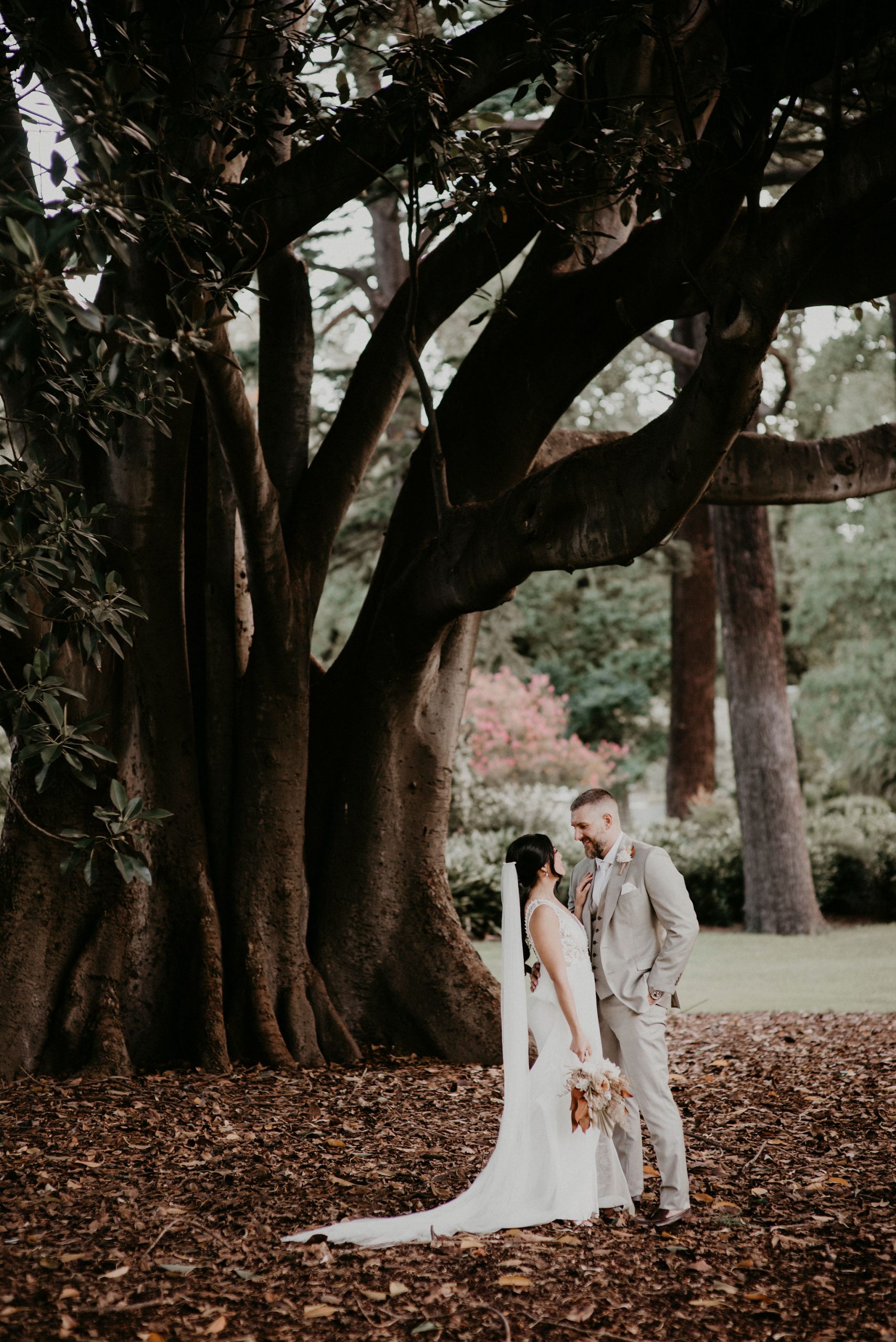 Lets-Elope-Melbourne-Celebrant-Photographer-Elopement-Package-Victoria-Sarah-Matler-Photography-Fitzroy-Gardens-Melbourne-Laneways-weddings-intimate-15